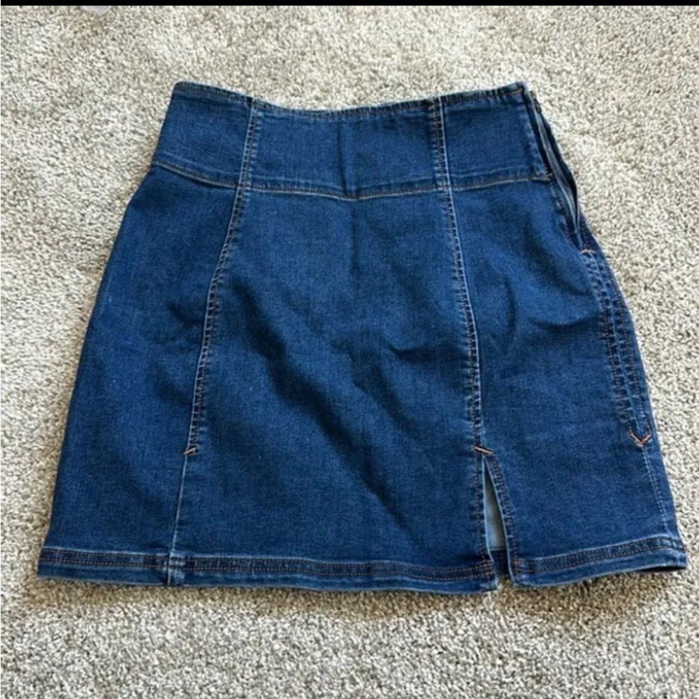 Free people high waisted denim skirt size 4